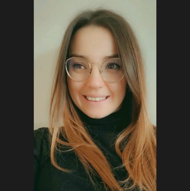 LAROY CHARLOTTE